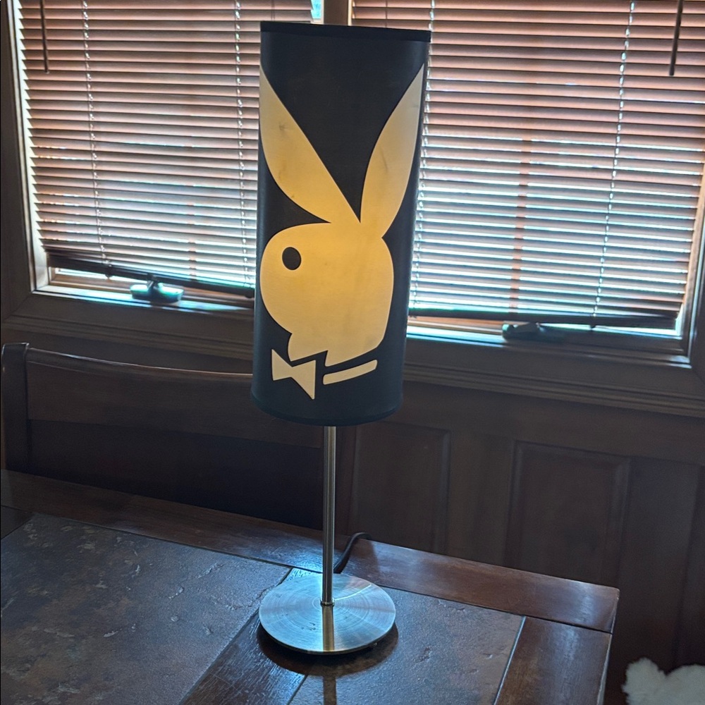 Vintage PLAYBOY Lamp! Working great!! - Picture 6 of 8